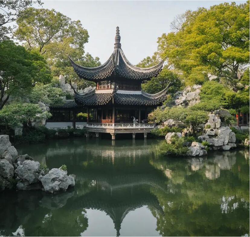 长沙雨花罂粟建筑有限公司